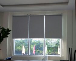 Rèm cuốn cửa sổ chống nắng tại Hà Tĩnh mã RC131